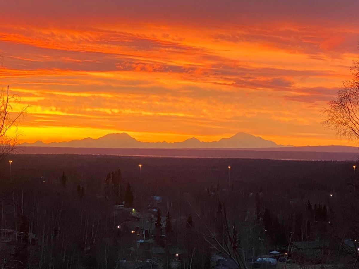 Alaskan Adventure Awaits! Eagle River Exteriör bild